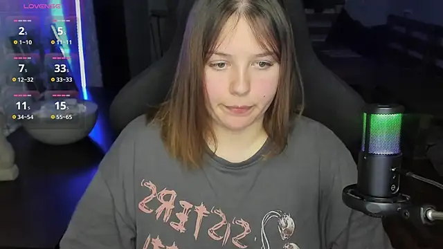 Snapshot of XNirvanaX chatting on September 23, 2025, 1:30 am XNirvanaX online show from September 23, 2025, 1:30 am