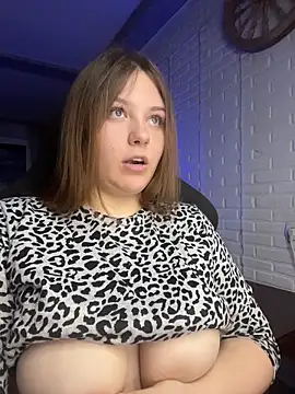 Snapshot of XNirvanaX chatting on October 20, 2025, 12:33 am XNirvanaX online show from October 20, 2025, 12:33 am