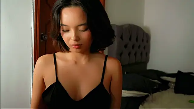 Snapshot of Irina_Grant chatting on February 8, 2025, 9:24 am Irina Grant online show from February 8, 2025, 9:24 am