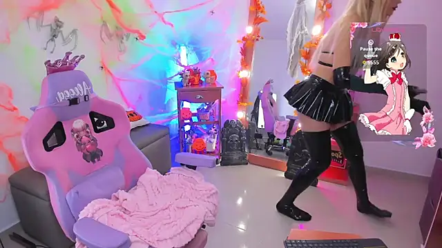 Snapshot of alessandrathedoll chatting on October 10, 2025, 7:02 pm alessandrathedoll online show from October 10, 2025, 7:02 pm