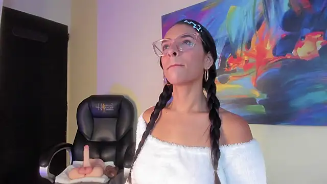 annyluna1 online show from July 18, 2026, 12:20 pm