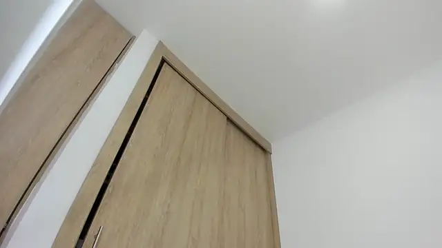 Snapshot of candyhotsquirt_xx chatting on October 9, 2025, 11:03 pm candyhotsquirt xx online show from October 9, 2025, 11:03 pm