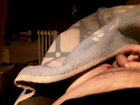 ciruelo1 online show from February 25, 2025, 9:02 pm