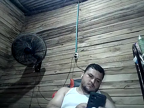 Arcangel 05 online show from June 16, 2026, 3:31 am