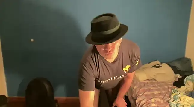 Snapshot of Fabrissi chatting on December 10, 2024, 1:11 pm Fabrissi online show from December 10, 2024, 1:11 pm