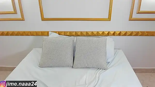 jimena24  online show from December 20, 2025, 3:13 am