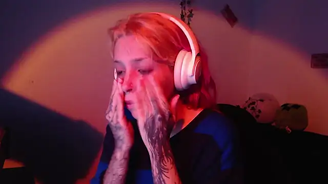 MaryJannes online show from December 3, 2025, 10:24 am