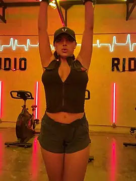 alexademie1 online show from February 14, 2025, 4:52 pm