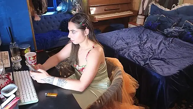 VanessaDoyle online show from January 10, 2026, 1:57 pm