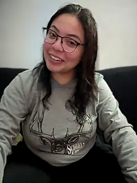 Snapshot of drizzypeach602 chatting on September 19, 2025, 2:46 am drizzypeach602 online show from September 19, 2025, 2:46 am