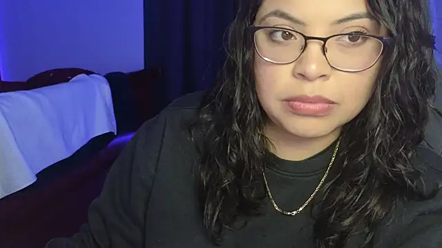 Snapshot of drizzypeach602 chatting on October 23, 2025, 1:27 am drizzypeach602 online show from October 23, 2025, 1:27 am