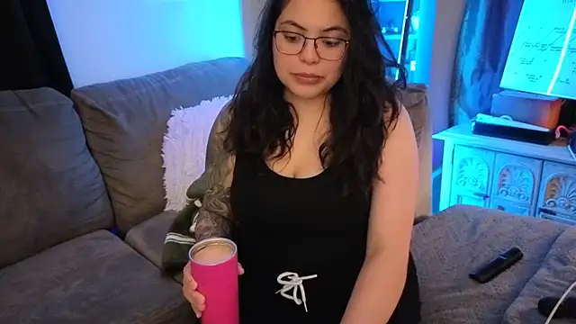 drizzypeach602 online show from May 20, 2026, 2:51 am