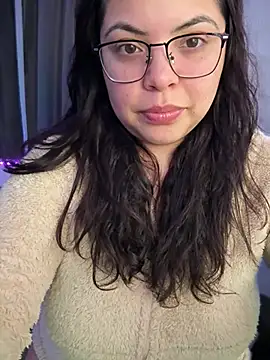 drizzypeach602 online show from July 18, 2026, 4:27 am