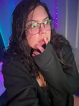 drizzypeach602 online show from August 2, 2026, 3:49 am