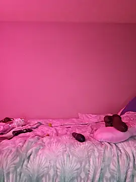 oliviaprettypussy online show from May 9, 2026, 1:11 am