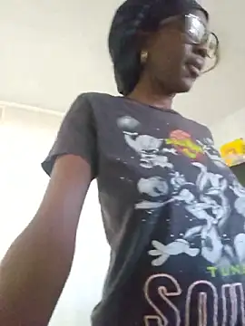 oliviaprettypussy online show from May 15, 2026, 2:02 pm