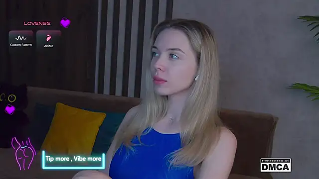 Holl1Would online show from February 26, 2025, 10:42 pm