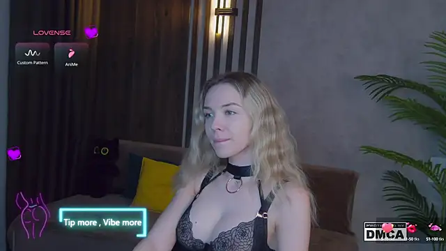 Holl1Would online show from March 1, 2025, 3:53 am