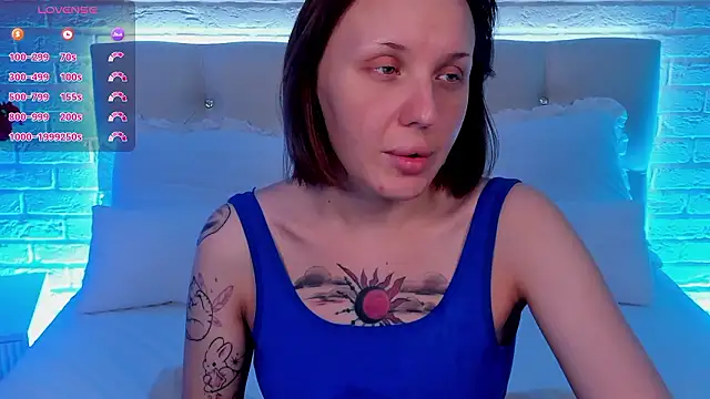 LianaFord online show from March 10, 2026, 4:06 am