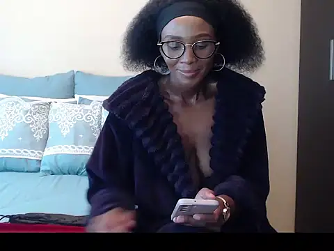 Snapshot of yummycherryxx chatting on November 6, 2025, 7:31 am yummycherryxx online show from November 6, 2025, 7:31 am