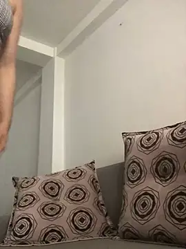 Snapshot of DulceChloe99 chatting on March 3, 2025, 7:06 pm DulceChloe99 online show from March 3, 2025, 7:06 pm