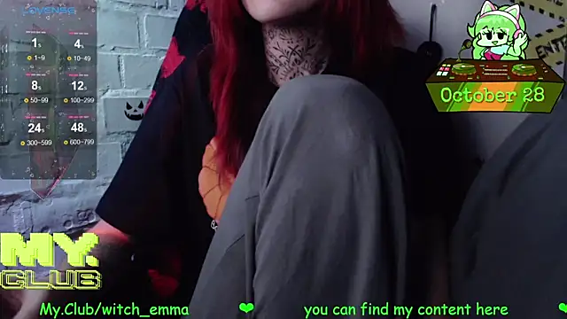 Snapshot of Witch_Emma chatting on October 28, 2025, 8:44 pm Witch Emma online show from October 28, 2025, 8:44 pm