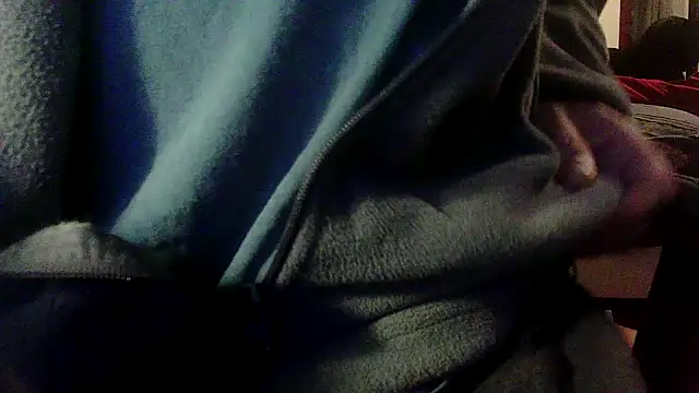 Snapshot of OralDesires2 chatting on December 22, 2024, 11:33 am OralDesires2 online show from December 22, 2024, 11:33 am