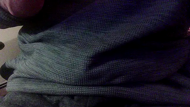 Snapshot of OralDesires2 chatting on December 26, 2024, 9:37 pm OralDesires2 online show from December 26, 2024, 9:37 pm