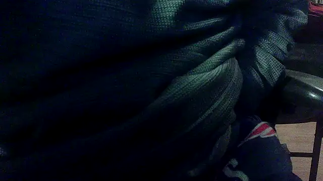 Snapshot of OralDesires2 chatting on March 3, 2025, 12:37 am OralDesires2 online show from March 3, 2025, 12:37 am