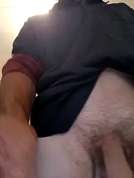 Snapshot of OralDesires2 chatting on October 14, 2025, 8:42 pm OralDesires2 online show from October 14, 2025, 8:42 pm