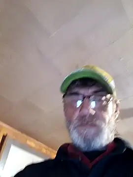 Snapshot of OralDesires2 chatting on November 16, 2025, 9:53 pm OralDesires2 online show from November 16, 2025, 9:53 pm