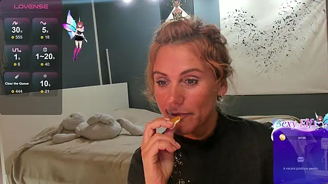 Snapshot of Agata_Kriste7 chatting on July 4, 2026, 10:49 pm Agata Kriste7 online show from July 4, 2026, 10:49 pm