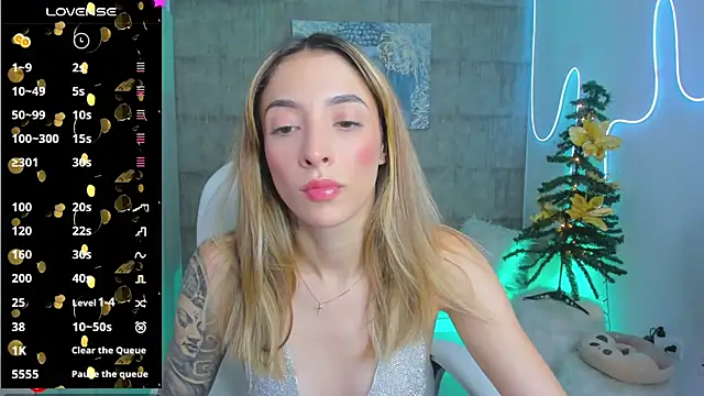 Snapshot of barbie_scoth_ chatting on December 4, 2024, 7:23 pm barbie scoth online show from December 4, 2024, 7:23 pm