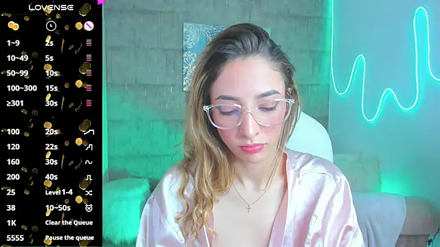 Snapshot of barbie_scoth_ chatting on March 7, 2025, 8:44 pm barbie scoth online show from March 7, 2025, 8:44 pm