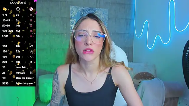 Snapshot of barbie_scoth_ chatting on March 12, 2025, 9:13 pm barbie scoth online show from March 12, 2025, 9:13 pm