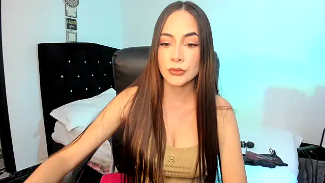 Snapshot of CristinaLaurentt chatting on December 9, 2024, 11:13 pm CristinaLaurentt online show from December 9, 2024, 11:13 pm