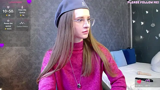 KateJonson online show from February 14, 2026, 10:56 am