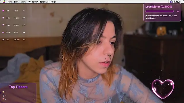 Snapshot of Kryptosworld chatting on November 20, 2025, 9:25 pm Kryptosworld online show from November 20, 2025, 9:25 pm