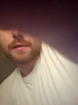 Snapshot of HouseOfCums chatting on September 16, 2025, 2:23 am HouseOfCums online show from September 16, 2025, 2:23 am