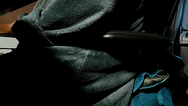 Snapshot of suedel65 chatting on September 22, 2025, 5:20 am suedel65 online show from September 22, 2025, 5:20 am