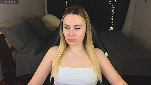 Snapshot of Alenca_hot_sex chatting on January 31, 2025, 4:17 pm Alenca hot sex online show from January 31, 2025, 4:17 pm