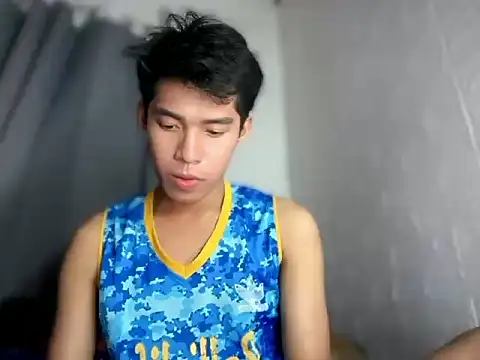 Lightjt04 online show from May 5, 2026, 6:16 pm