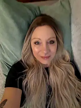 Snapshot of Jan_ina chatting on January 3, 2025, 2:54 am Jan ina online show from January 3, 2025, 2:54 am