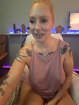 Snapshot of Jan_ina chatting on January 6, 2025, 8:57 am Jan ina online show from January 6, 2025, 8:57 am