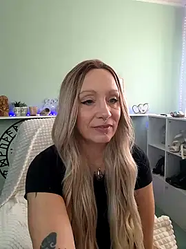 Snapshot of Jan_ina chatting on January 11, 2025, 8:54 am Jan ina online show from January 11, 2025, 8:54 am