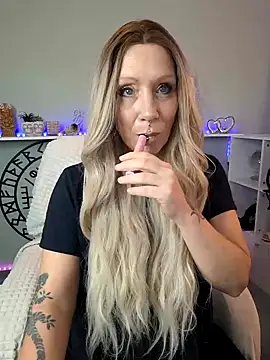 Snapshot of Jan_ina chatting on January 30, 2025, 1:53 pm Jan ina online show from January 30, 2025, 1:53 pm