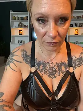 Snapshot of Jan_ina chatting on September 8, 2025, 8:08 pm Jan ina online show from September 8, 2025, 8:08 pm