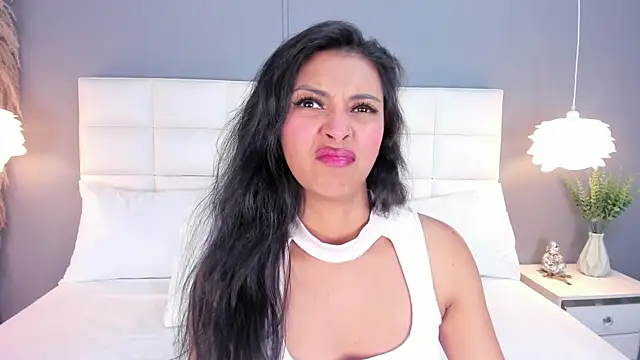  BunnyNaugthy online show from March 26, 2026, 5:29 pm