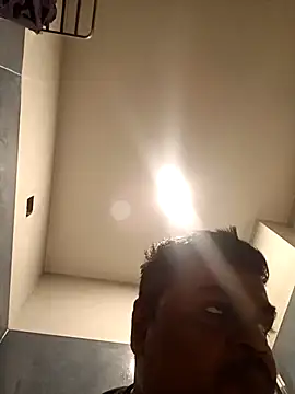 Desi Londa 143 online show from October 28, 2025, 3:54 am