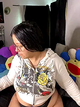 Snapshot of MsConejitaa chatting on October 24, 2025, 5:20 pm MsConejitaa online show from October 24, 2025, 5:20 pm